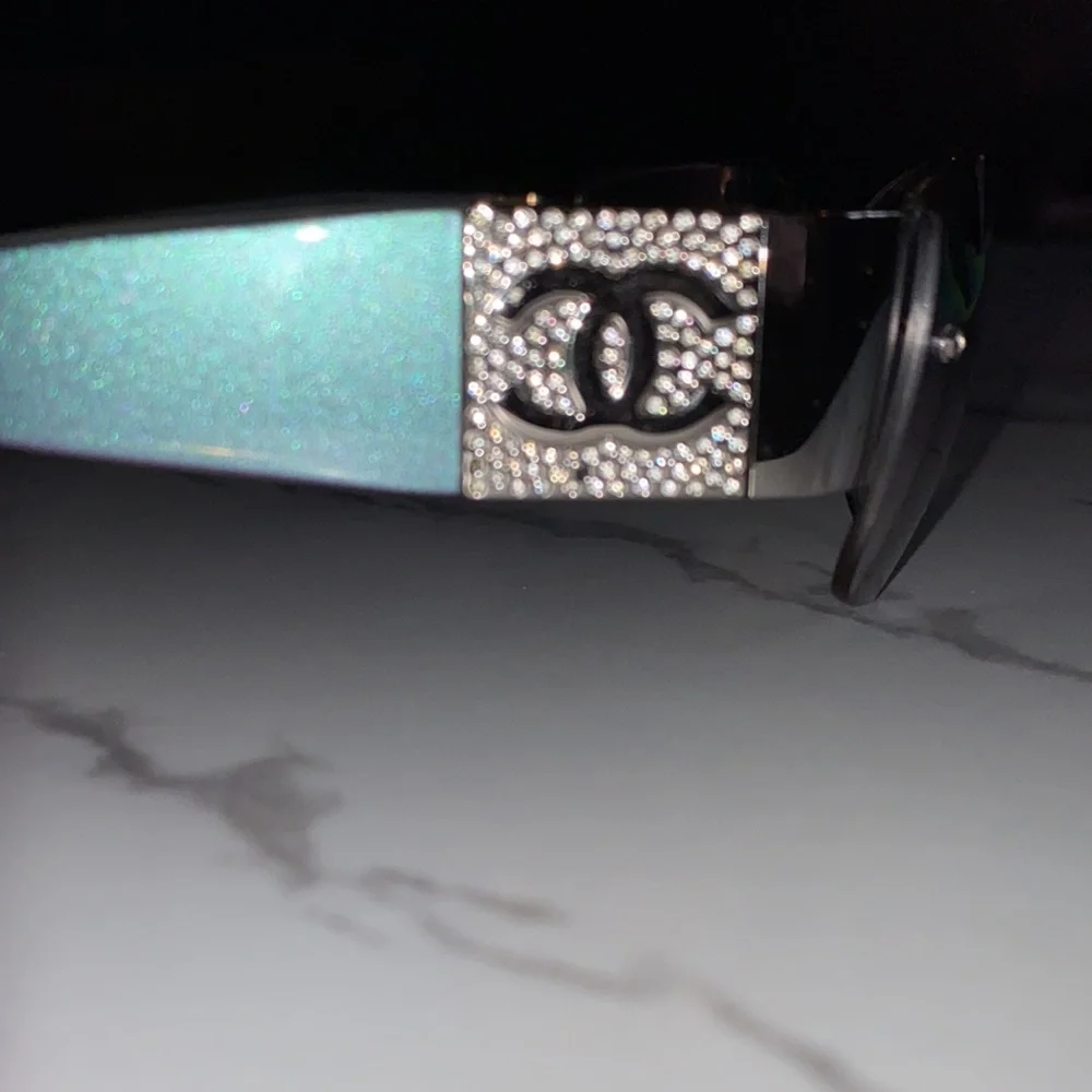 Chanel Sunglasses bought In 2003 saks fifth avenue Manhattan New York authentic - Picture 3 of 12